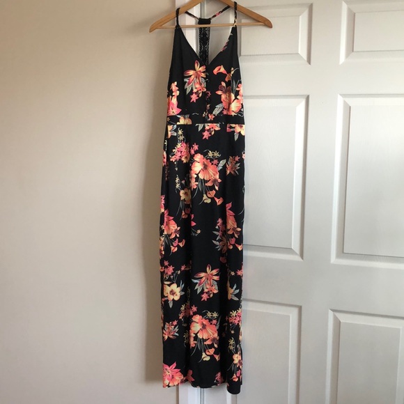 Floral Maxi Dress - Picture 1 of 8